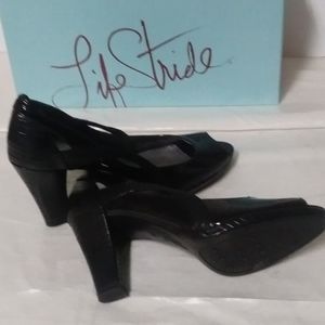 Lifestride Vital Black 6.5 Opened Toe Heel